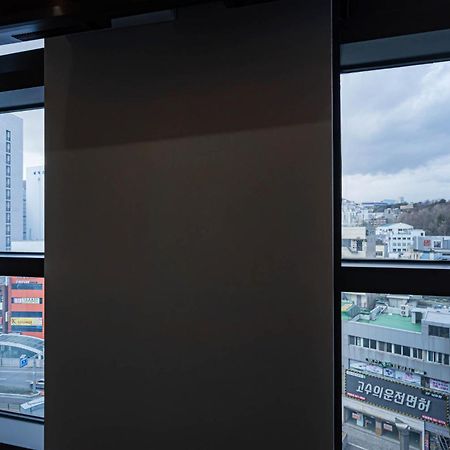 Griffinbay Hotel Puszan Kültér fotó